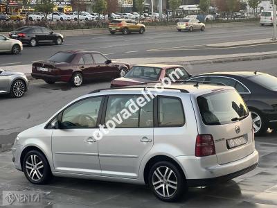 Volkswagen Touran 2010 1.4 TSI Comfortline