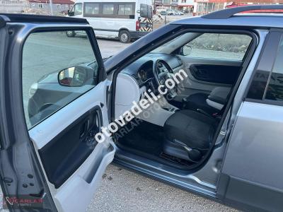 Skoda Fabia 2012 1.4 Scout