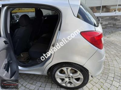 Opel Corsa 2011 1.2 Twinport Essentia