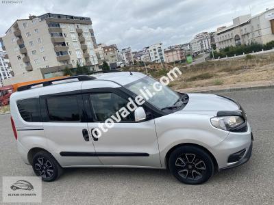 Fiat Doblo Combi 2015 1.6 Multijet Premio Plus