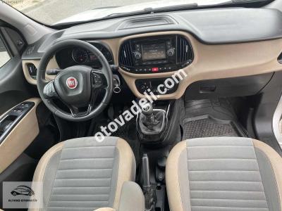 Fiat Doblo Combi 2015 1.6 Multijet Premio Plus