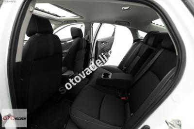 Honda Civic 2021 1.6 Elegance