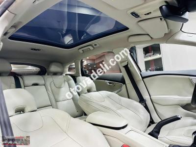 Volvo V40 Cross Country 2015 1.6 D Advance