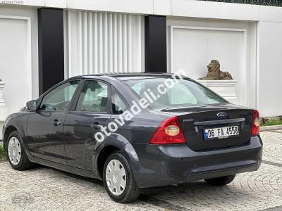 Ford Focus 2009 1.6 Trend