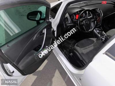 Opel Astra 2013 1.3 CDTI Edition