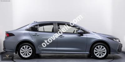 Toyota Corolla 2023 1.8 Hybrid Dream