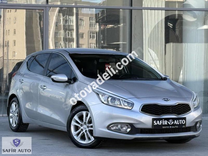 Kia Ceed 2012 1.6 CRDi Concept