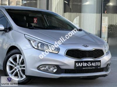 Kia Ceed 2012 1.6 CRDi Concept