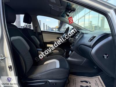 Kia Ceed 2012 1.6 CRDi Concept