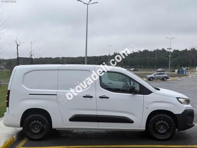 Citroen Berlingo 2025 1.5 BlueHDI Feel