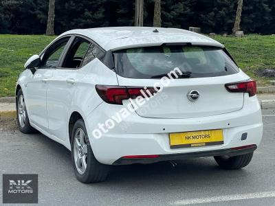 Opel Astra 2017 1.4 Enjoy