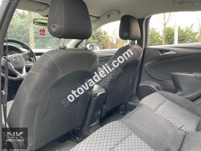 Opel Astra 2017 1.4 Enjoy