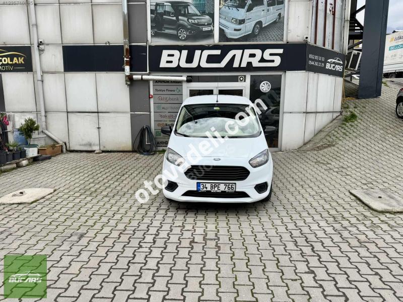 Ford Tourneo Courier 2018 1.5 TDCi Delux