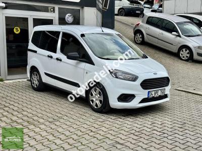 Ford Tourneo Courier 2018 1.5 TDCi Delux