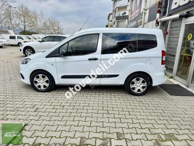 Ford Tourneo Courier 2018 1.5 TDCi Delux