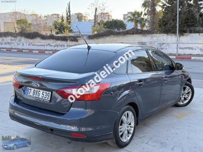 Ford Focus 2012 1.6 Trend X