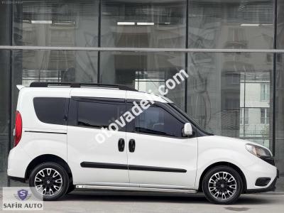 Fiat Doblo Combi 2016 1.6 Multijet Premio Plus