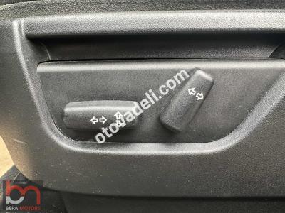 Land Rover Freelander 2010 II 2.2 TD4 HSE