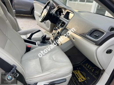 Volvo V40 Cross Country 2016 1.5 T3 Advance