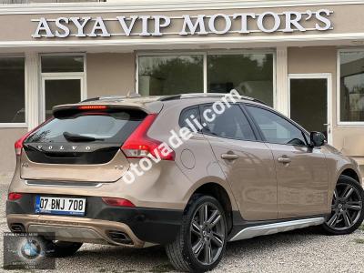 Volvo V40 Cross Country 2016 1.5 T3 Advance