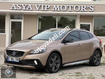 Volvo V40 Cross Country 2016 1.5 T3 Advance
