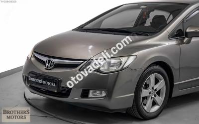 Honda Civic 2009 1.6i VTEC Dream