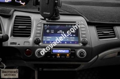 Honda Civic 2009 1.6i VTEC Dream