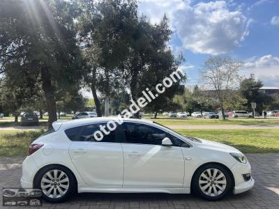 Opel Astra 2014 1.6 CDTI Cosmo